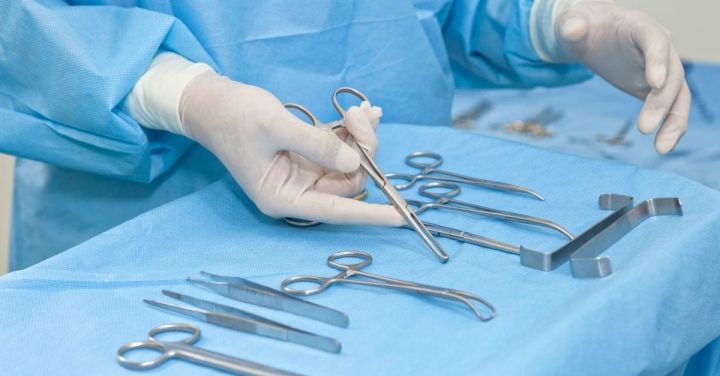 Doctor in Singapore Charged with Causing Death Following Fatal Kidney Surgery