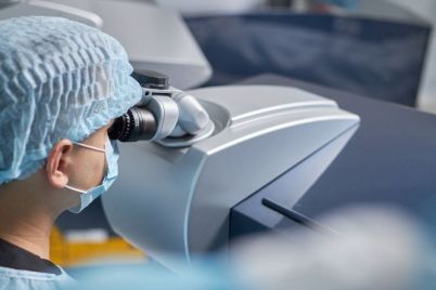 Vision-Correction-Surgery-in-Singapore-Expands-Beyond-Traditional-LASIK.jpg
